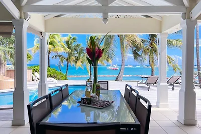 Villa in Saint François mit Lagune und Pool