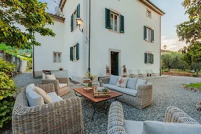 Villa bij Lucca met tuinuitzicht