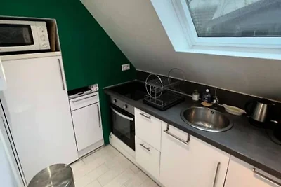 Hütte in Dünen mit Wanderwegen