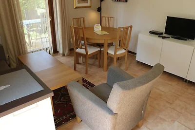 Wohnung in Lazise mit Strand und Pool