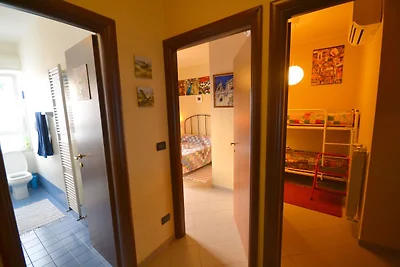 Spazioso appartamento vicino al mare in...
