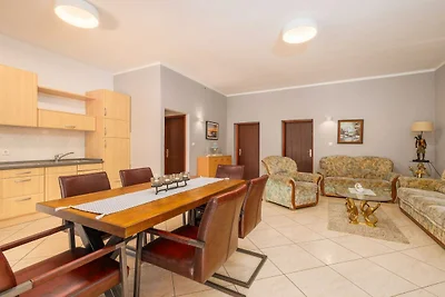 Wonderful Krk Island Stay: Shared Pool, Grill...