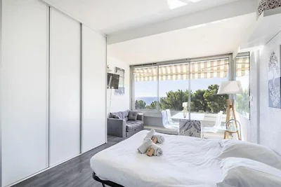 Ferienwohnung in Bandol mit Meerblick und...