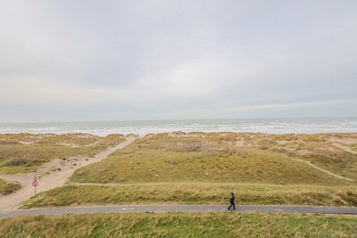 Rustig appartement met balkon, uitzicht op...