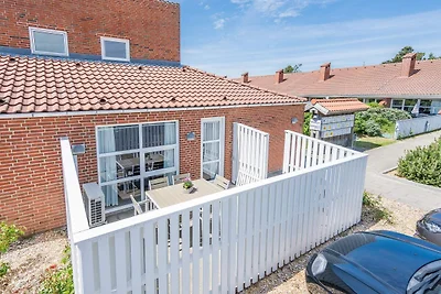 Modernes Strandrefugium in Blavand-By Traum