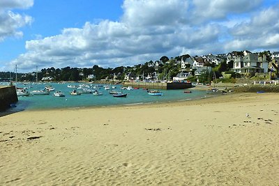 Bretons huis in Locquirec, nabij strand