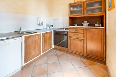 Wohnung in Lozen mit herrlichem Meerblick.
