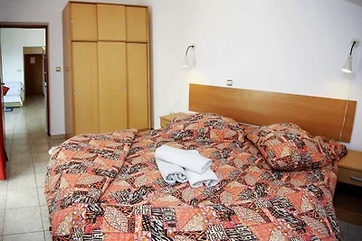 Apartments & Rooms Villa Petra - Superior One...