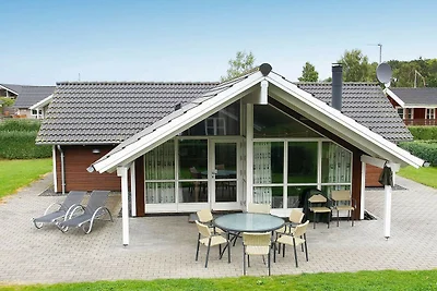 8 Personen Ferienhaus in Juelsminde-By Traum