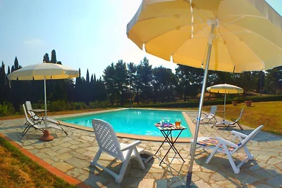 Kinderfreundliches Ferienhaus in Volterra mit...