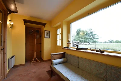 Schönes Ferienhaus mit Innenhof in Appeville