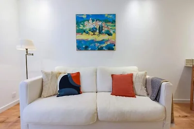 Lussuoso appartamento di 2 locali a 100 metri...