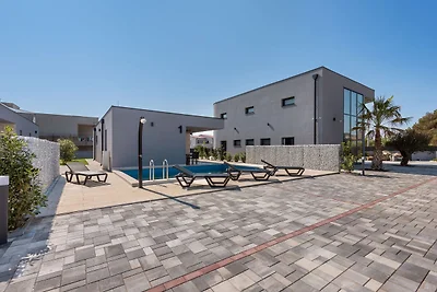 Premium Ferienhaus in Vir mit Sauna