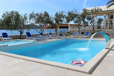 Stara Novalja Seaview Stay