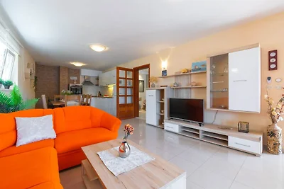 Holiday Home Diana -  Comfort Two Bedroom Apa...