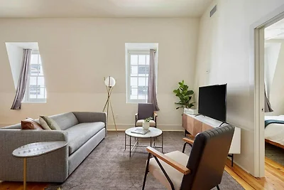 Appartement Met Vijf Slaapkamers