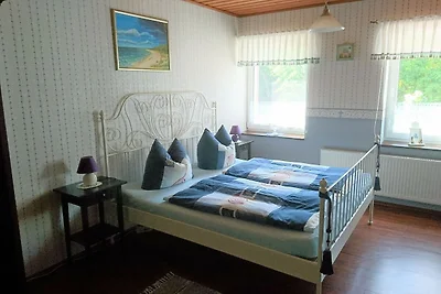 Charmante Ferienwohnung mit Garten in Wiek