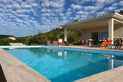 Villa Esquirol con vista e piscina