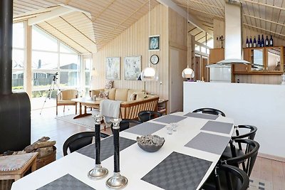 Modernes Ferienhaus in Jütland am Meer