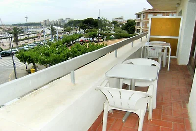 Appartement in Estartit vlakbij het strand