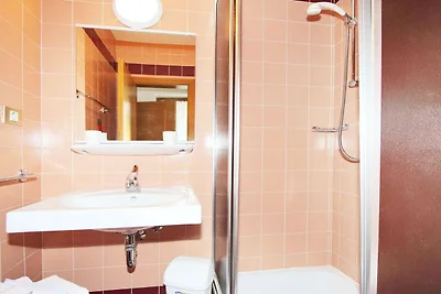 Wohnung in Latsch mit Pool & Garten