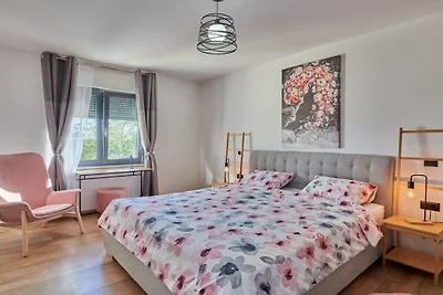 Villa in Marčana mit Schwimmbecken