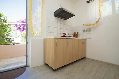 Seafront Apartment Dana - Two Bedroom Apartme...