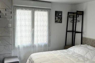 Ferienhaus in Val André am Strand