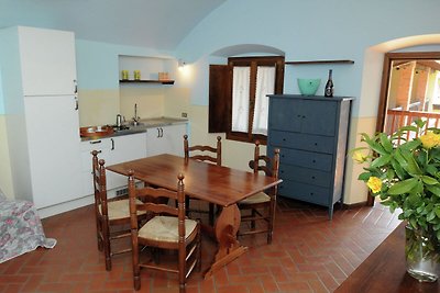 Spacious Apartment in Monticelli Brusati with...