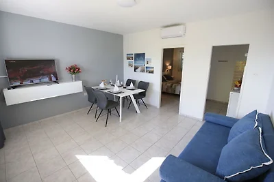 Schönes Ferienhaus in Bibinje in der Nähe des...