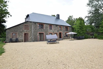 Landhaus in den Ardennen mit Schwimmbad