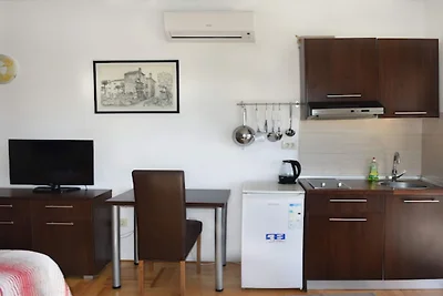 Apartments Despot Zaostrog RL