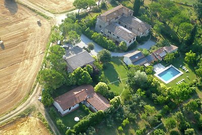 Exklusives Bauernhaus in Asciano, Italien mit...
