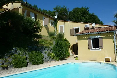 Villa mit privatem Pool und Panoramablick