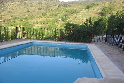 Luxe landhuis in Laroya