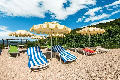 Bauernhaus in Apecchio mit Strand am Meer