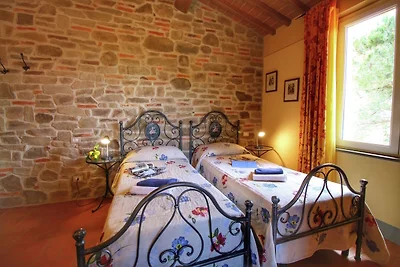 Urige Villa in Lucignano mit privatem Pool