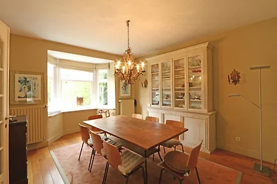 Angenehme Villa mit privatem Garten