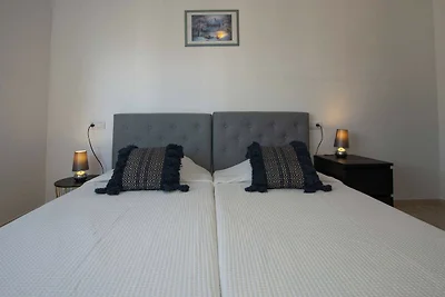 Appartement in Roses vlakbij het zandstrand