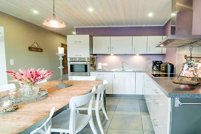 Ferienhaus in Bastogne mit Sauna