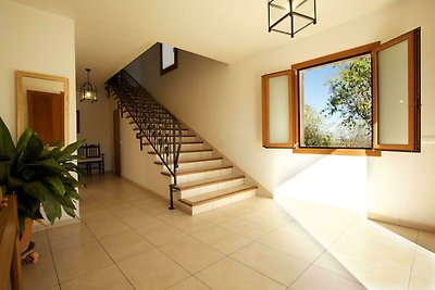 Schönes Landhaus mit Pool und Panoramablick f...