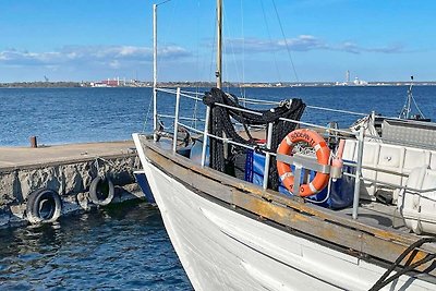 4 Personen Ferienhaus in Drottningskär-By...