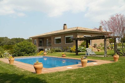 Villa in Garrigoles mit privatem Pool