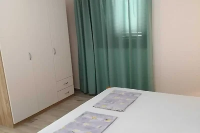 Seaside Apartments Sanda - One Bedroom Apartm...