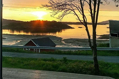 6 Personen Ferienhaus in Bjarkøy