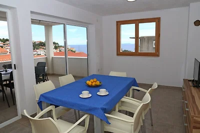 Casa vacanze di charme con piscina a Čara