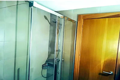 Familieverblijf in de besneeuwde Sierra...