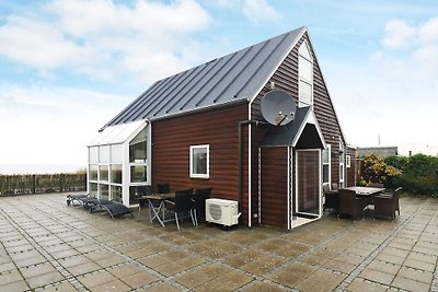 Comfortable Holiday Home in Funen on Beach