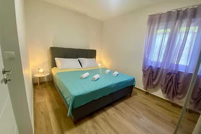 VERT Apartment - Two Bedroom Apartment with...