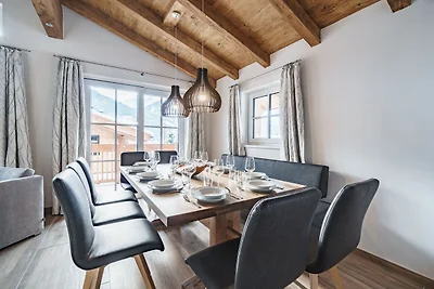 Sonniges Ferienhaus mit Sauna in Piesendorf